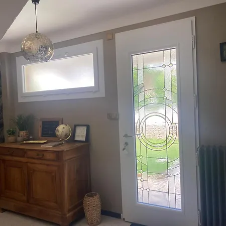 לינה וארוחת בוקר La Pause Cadurcienne, Table Et D'hotes 3*