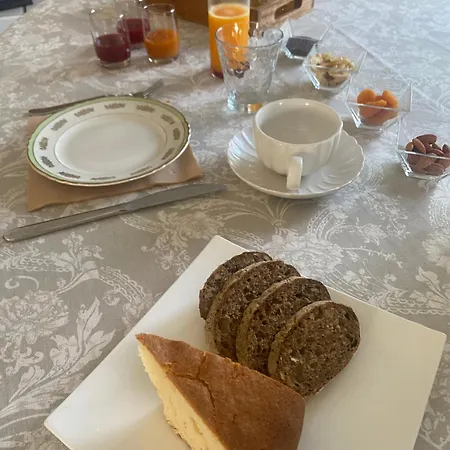 La Pause Cadurcienne, Table Et D'hotes לינה וארוחת בוקר קאור
