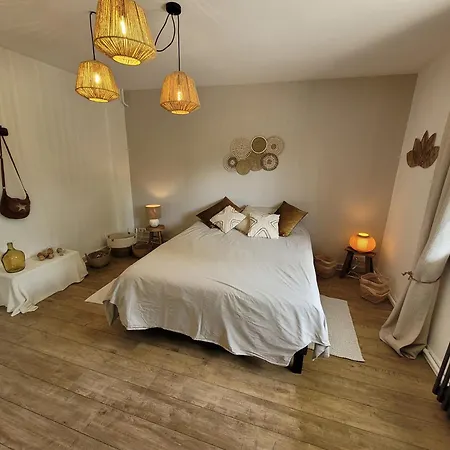 La Pause Cadurcienne, Table Et D'hotes לינה וארוחת בוקר קאור