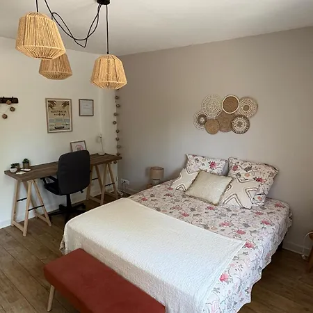 Bed & Breakfast La Pause Cadurcienne, Table Et D'hotes Cahors