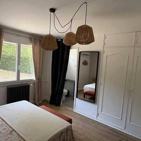 La Pause Cadurcienne, Table Et D'hotes Bed & Breakfast